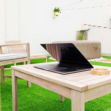شقة Apulialux Private 100Mq Rooftop Oasis W Jacuzzi باري المظهر الخارجي الصورة
