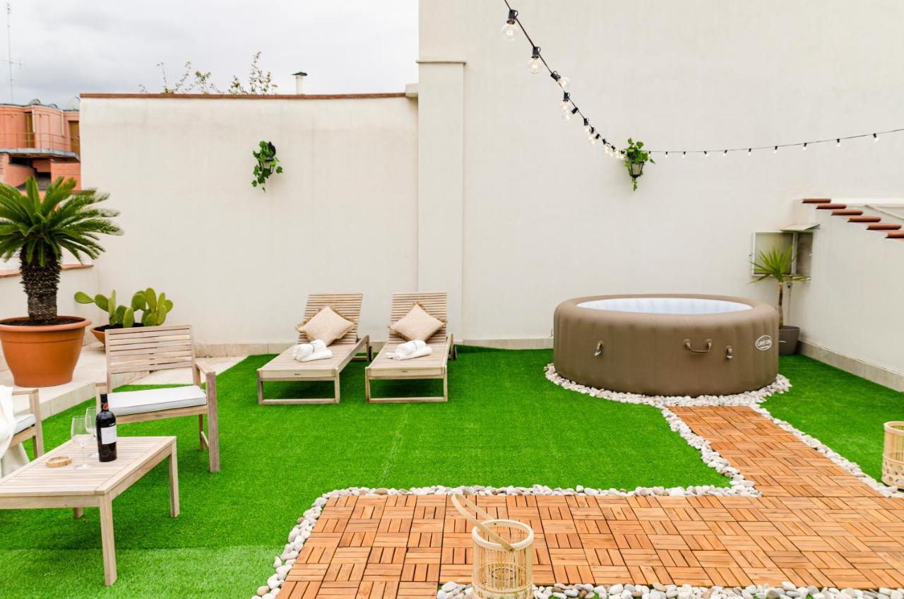 شقة Apulialux Private 100Mq Rooftop Oasis W Jacuzzi باري المظهر الخارجي الصورة